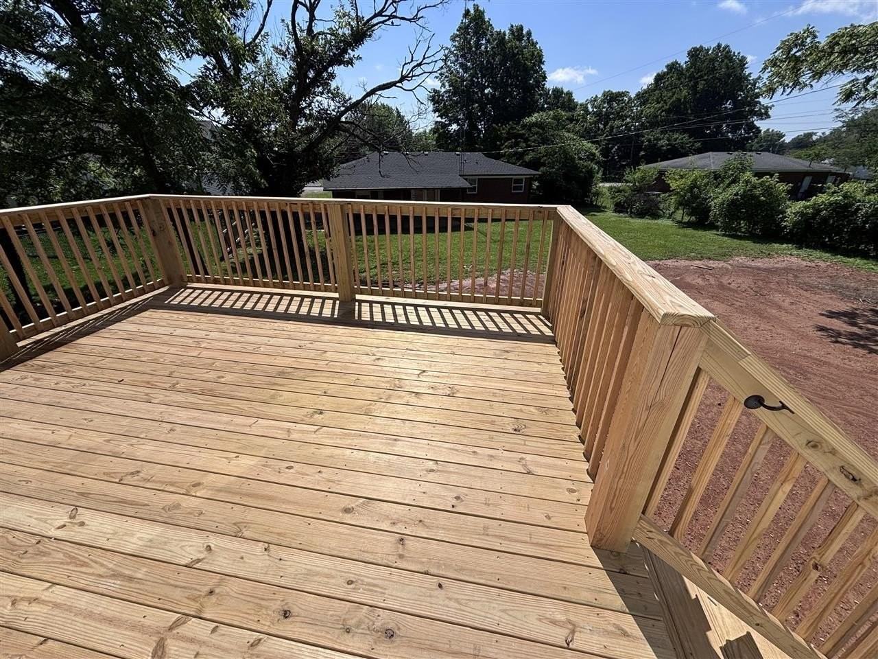 720 Alexander Way - Photo 2 of 12