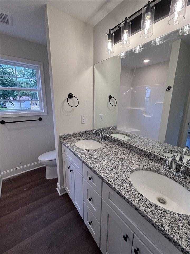 720 Alexander Way - Photo 5 of 12