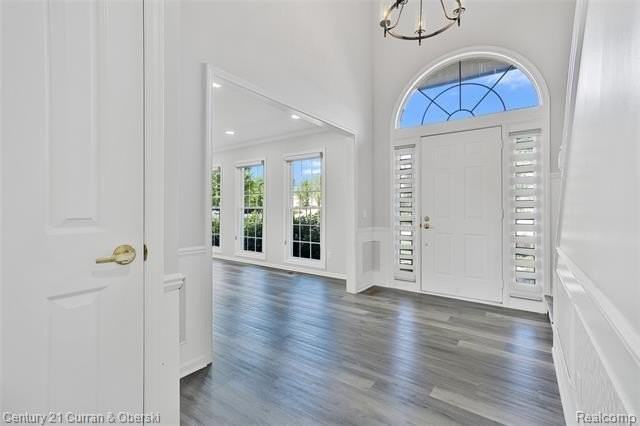 1751 Lanhan Ct - Photo 3 of 41