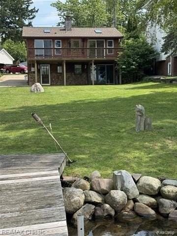 1508 Lakeview Dr - Photo 2 of 34