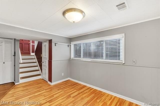 978 Panorama Dr - Photo 7 of 27