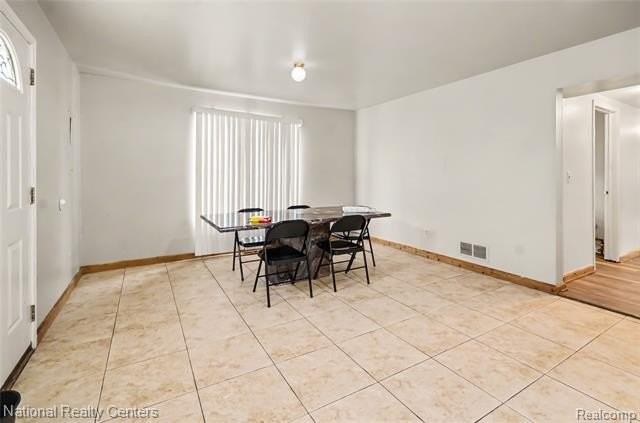 8523 Republic Ave - Photo 5 of 17