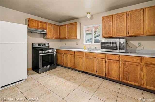 8523 Republic Ave - Photo 7 of 17