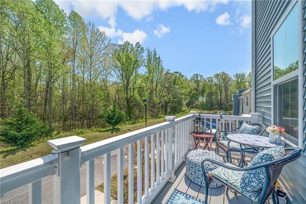 7537 Luminary Dr - Photo 3 of 26