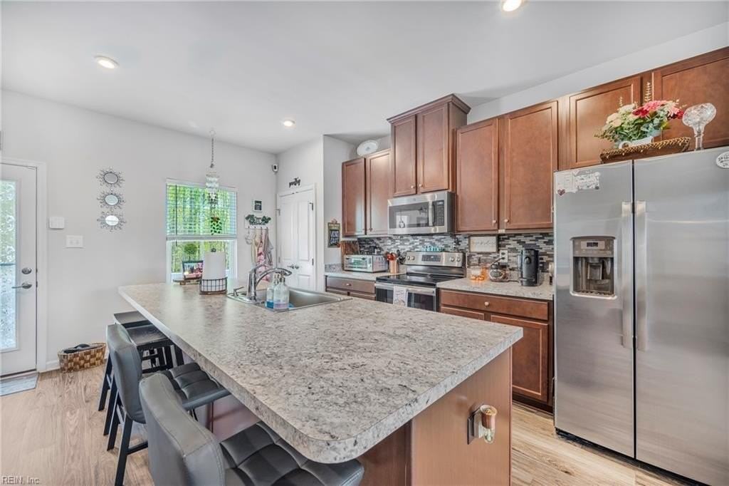 7537 Luminary Dr - Photo 5 of 26