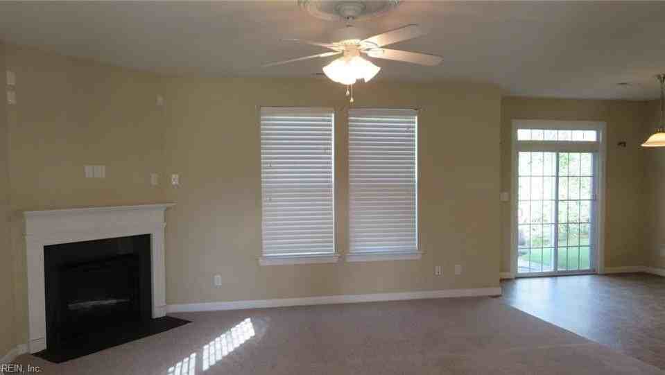 2207 Tuliptree Cir - Photo 5 of 21