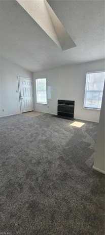 502 Wharf Ct - Photo 3 of 15