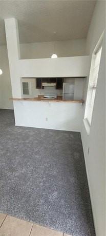 502 Wharf Ct - Photo 4 of 15