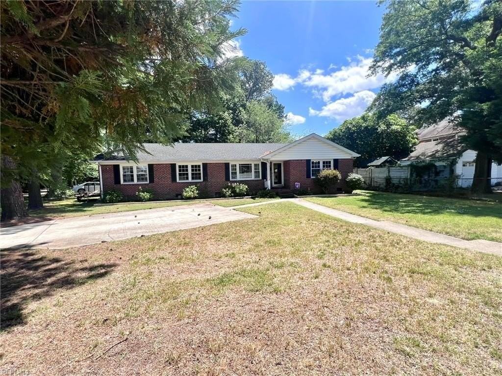 1544 Kilmer Ln - Photo 2 of 40