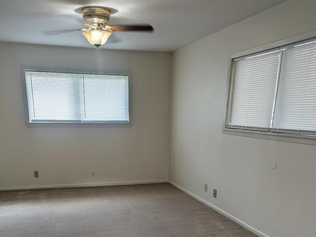 407 Daniels St - Photo 3 of 9