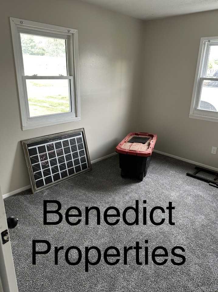 1017 Rawlings St - Photo 7 of 9
