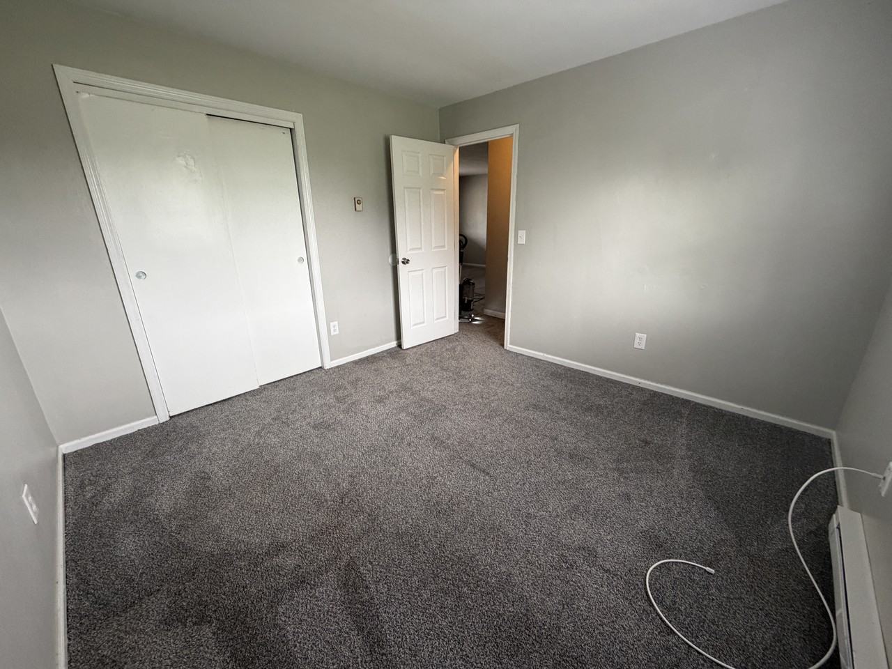 920 N Detroit St - Photo 3 of 8
