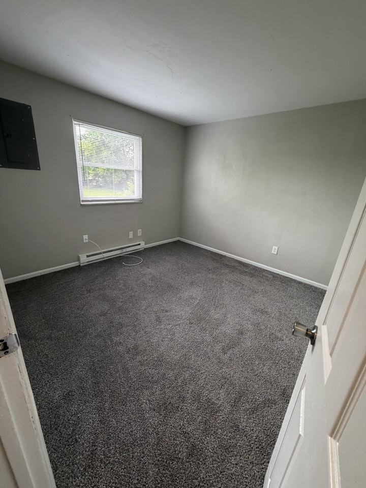 920 N Detroit St - Photo 5 of 8