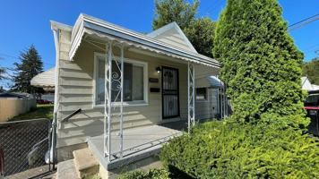 featured image of 14469 Hendricks Ave