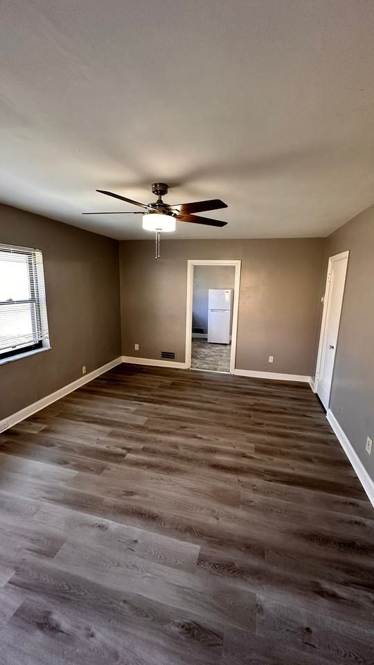 3411 Daytona Ave #2 - Photo 7 of 22