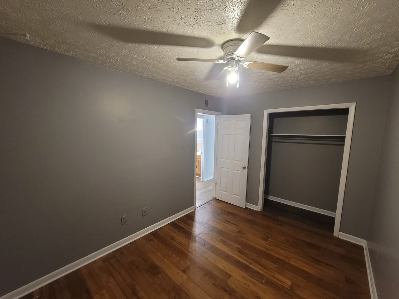 713 Mill St #1 - Photo 6 of 9