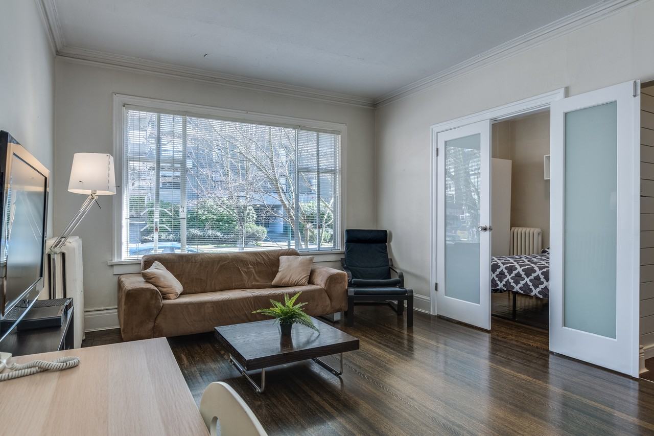 935 Jervis Street #1 - Photo 4 of 19