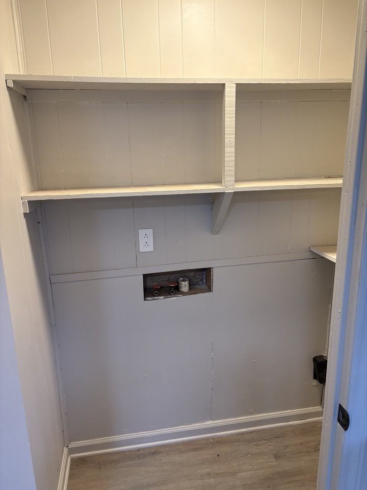 37 Cedarvilla Dr - Photo 3 of 9