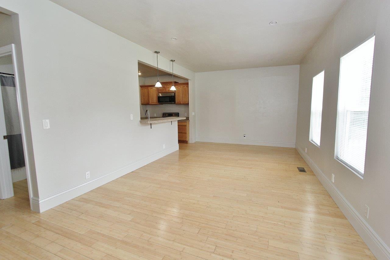 616 9th Ave S - Photo 3 of 27