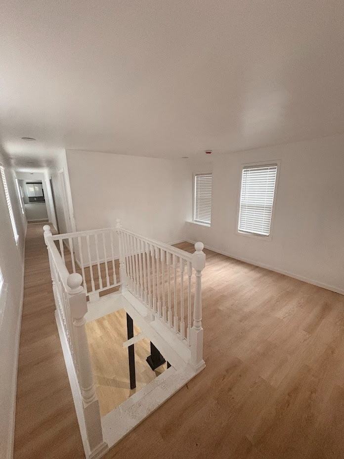 135 Lawndale Ave - Photo 7 of 23