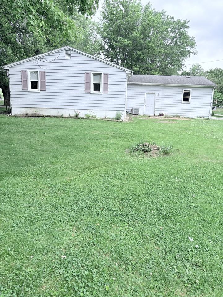 1211 Wooster Rd - Photo 3 of 20