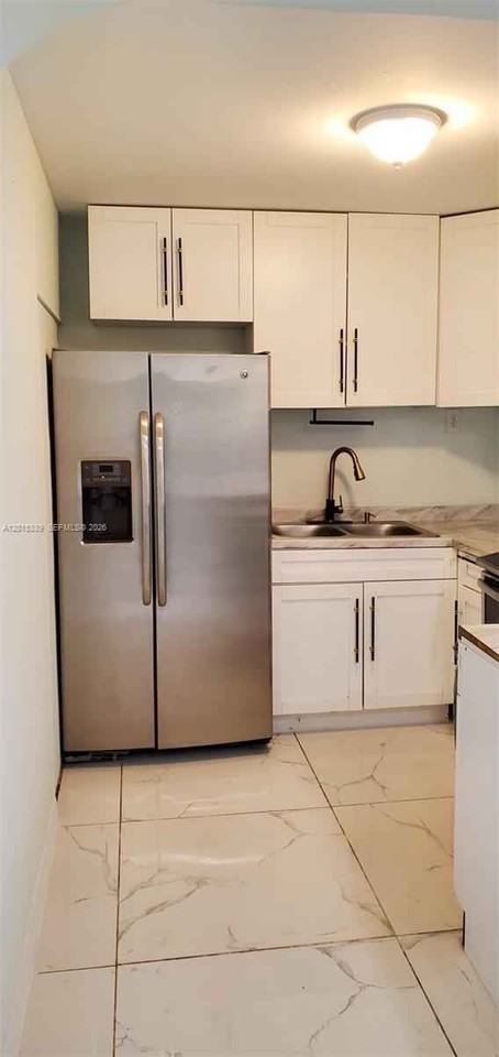 1430 Ne 175th St - Photo 2 of 35
