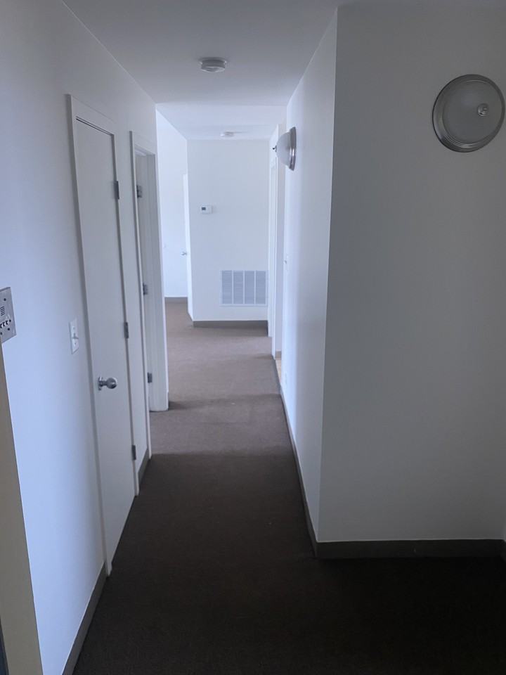 5647 W Madison St #10-3C - Photo 3 of 7