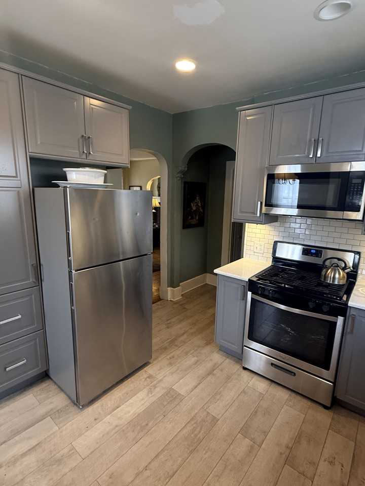 2655 Collingwood St - Photo 3 of 21