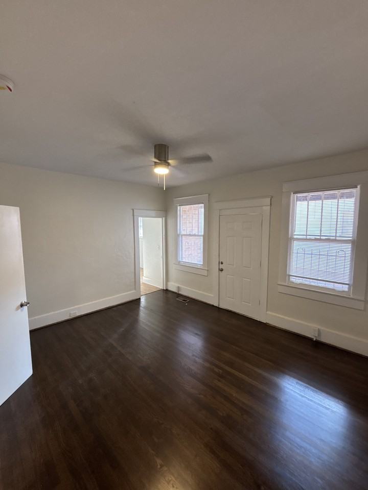 4118 50th Ave N - Photo 7 of 16