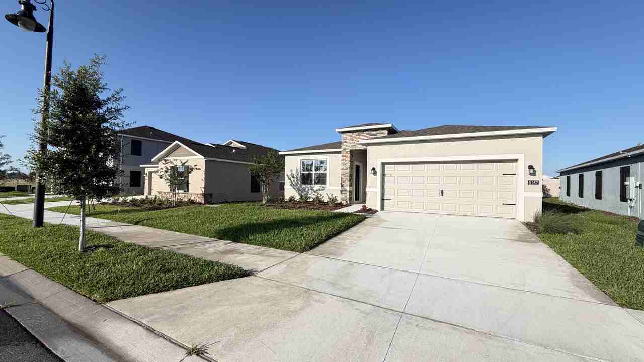5157 Green Belt Dr - Photo 3 of 18