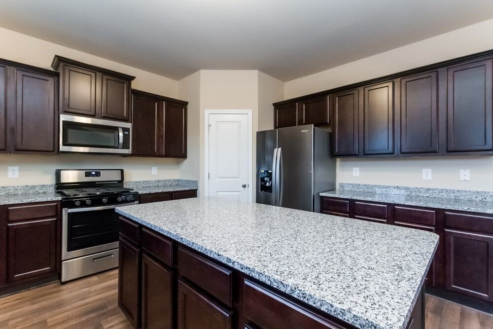 32 Barnsley Village Dr - Photo 7 of 17