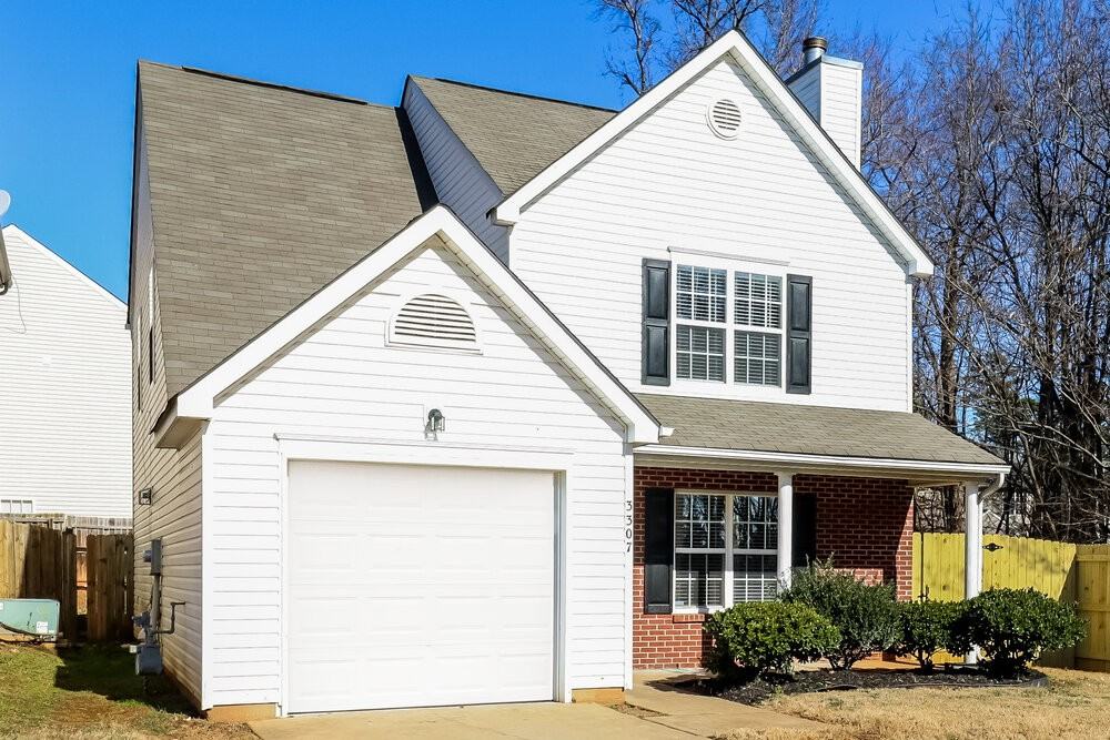 3307 Reid Brook Ln - Photo 4 of 17