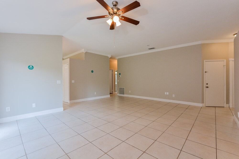 10119 Pink Carnation Ct - Photo 5 of 16