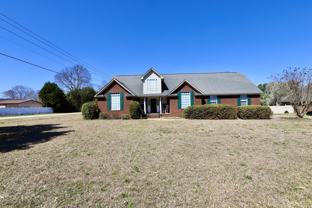 3245 Arborwood Dr - Photo 1 of 1
