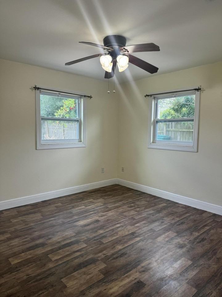 2258 Saint Dunston Ln - Photo 7 of 12