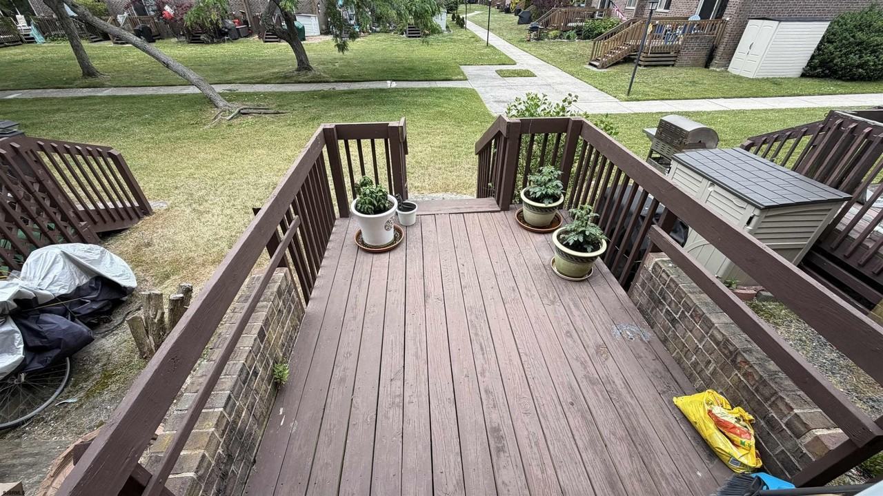819 Marshall Ct #807 - Photo 3 of 11