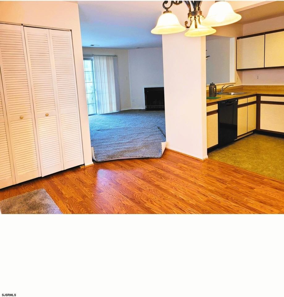 4951 Rosebay Pl #11 - Photo 6 of 8