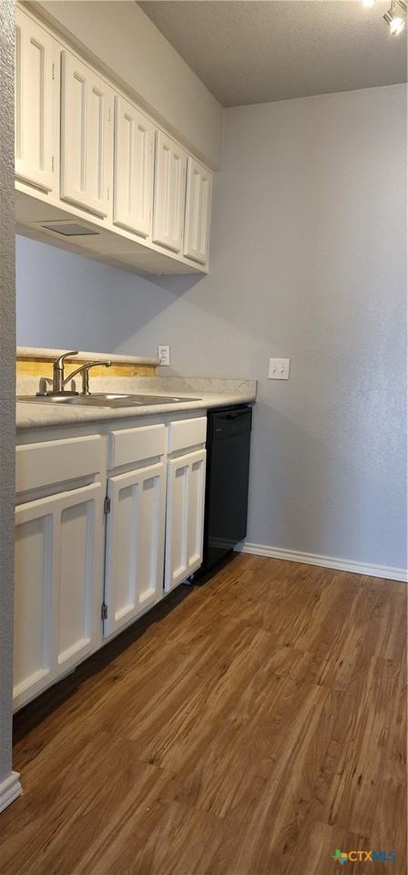 1202 Thorpe Ln #408 - Photo 4 of 12