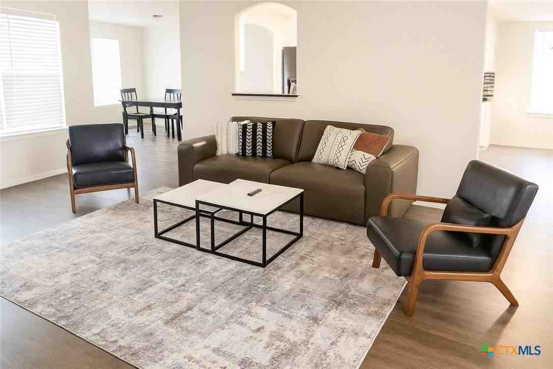 2703 Tara Dr - Photo 2 of 21