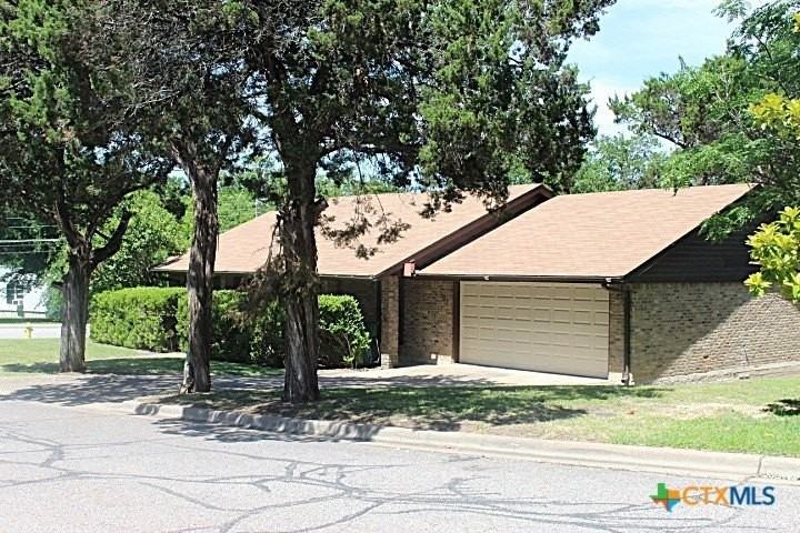 107 Suzanne Ln