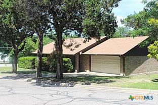 107 Suzanne Ln - Photo 1 of 1