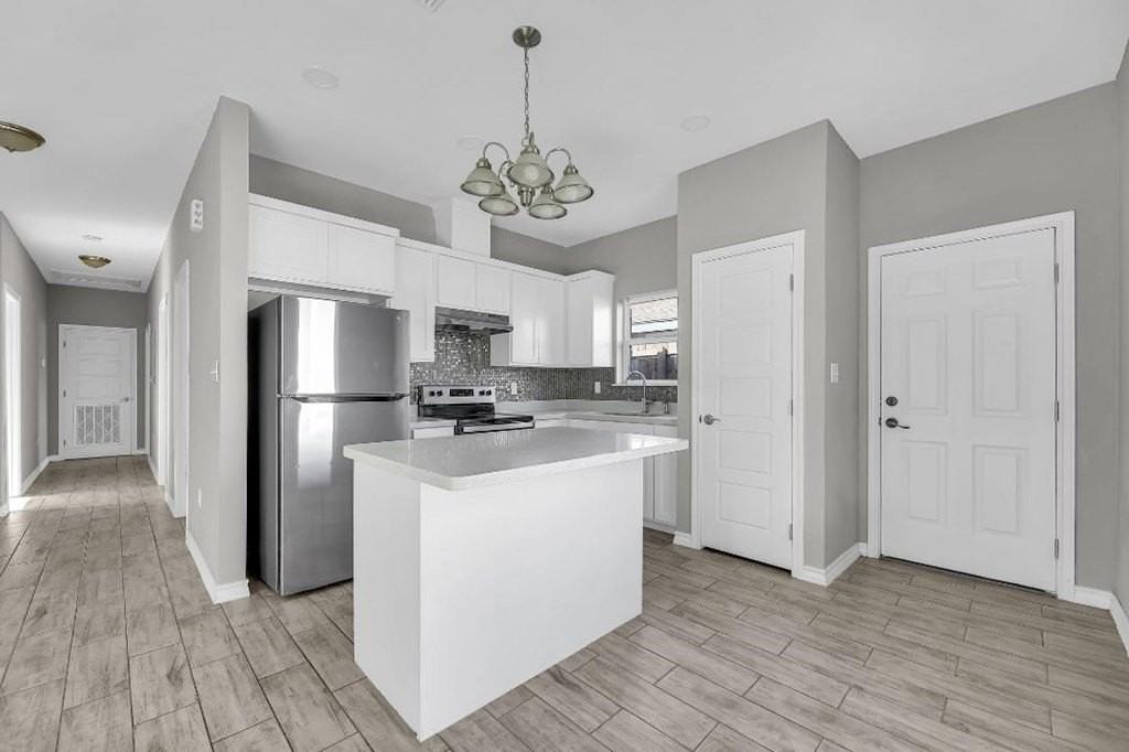 2713 Primrose #A1 - Photo 5 of 24