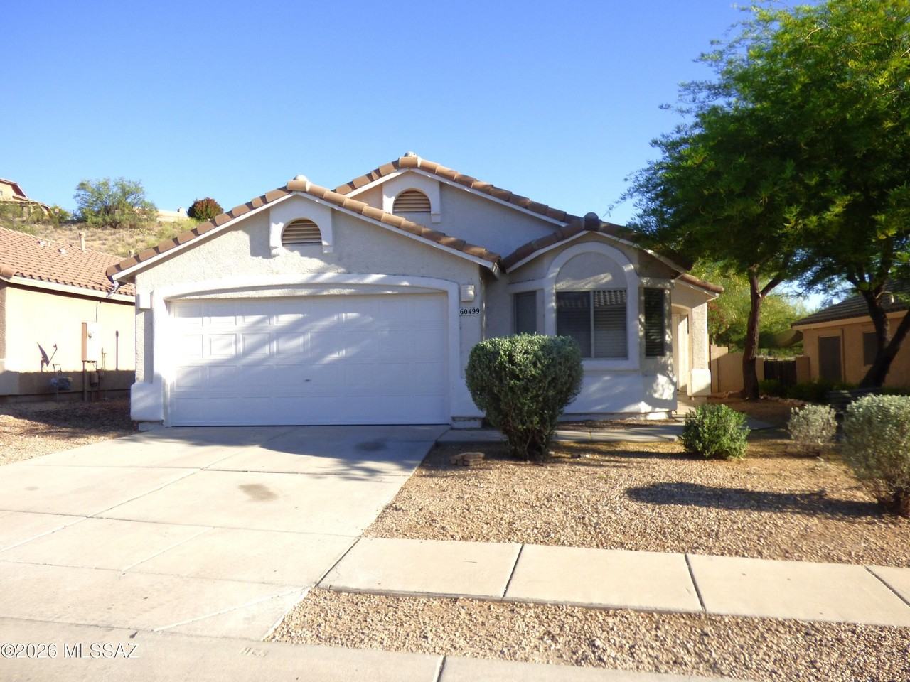 60499 E Alpine Way - Photo 2 of 29