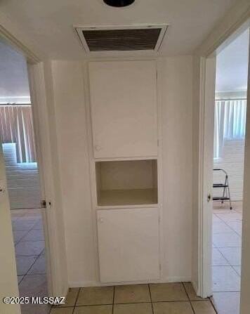 425 E Delano St - Photo 3 of 5