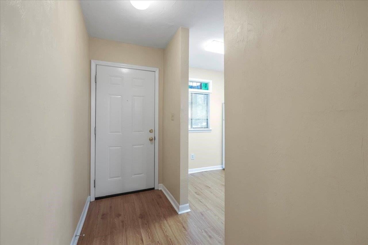 3208 Ginger Dr - Photo 4 of 42