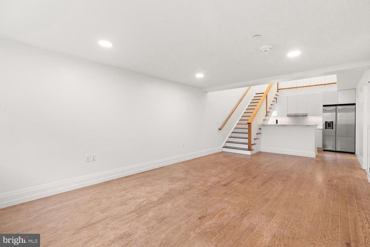 801 N Market St #206 - Photo 7 of 32