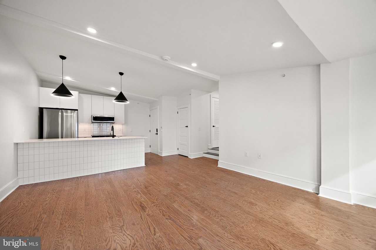 839 N Tatnall St #303
