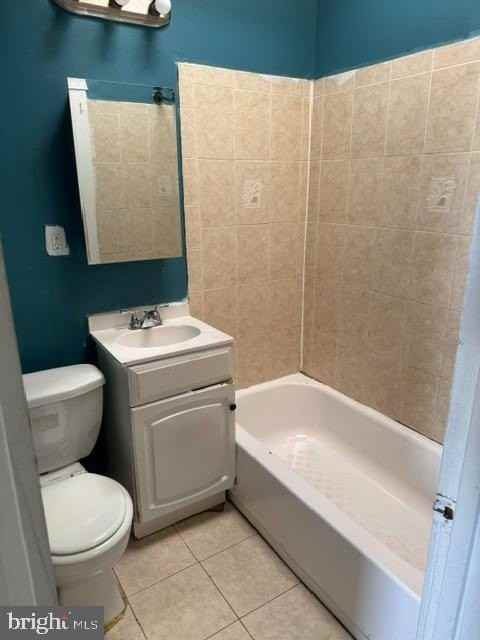 1305 E Patapsco Ave - Photo 3 of 11