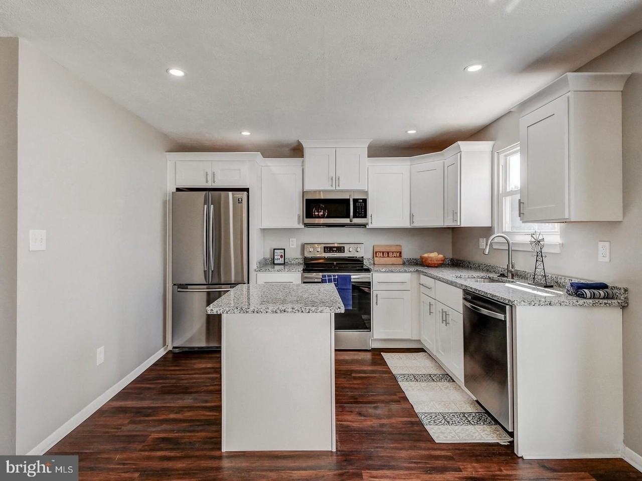 16 Pike Hall Pl - Photo 5 of 26