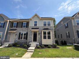 featured image of 9711 Klamath Ct